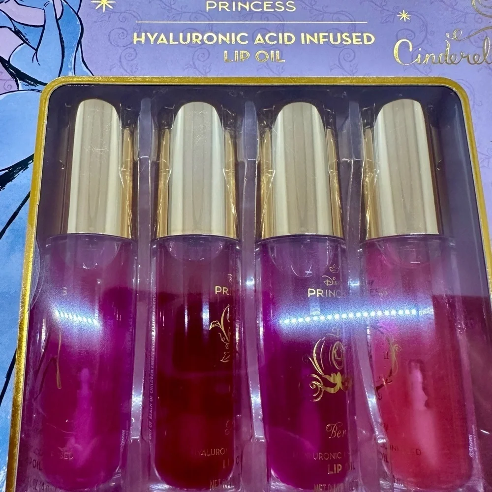 Disney Princess Lip Gloss and Eyeshadow Palette Set